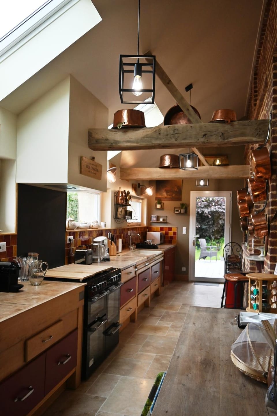 Kitchen or kitchenette, Dining area, Communal kitchen, dishwasher, pet friendly, stove