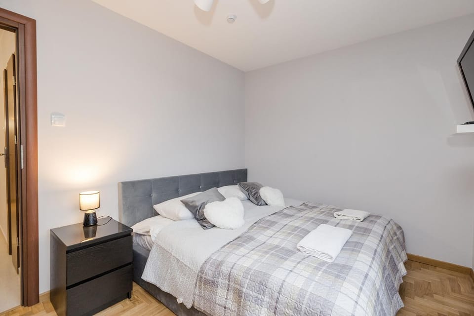 TV and multimedia, Bedroom