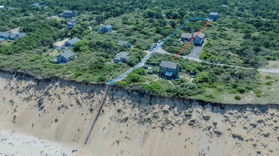 Walk to Oceanside Beach House in Wellfleet