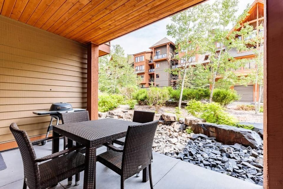 Patio, BBQ facilities, Balcony/Terrace