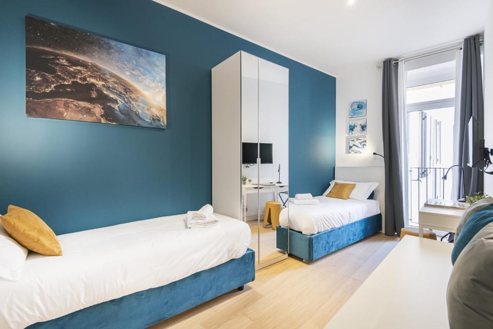 Bed, TV and multimedia, Photo of the whole room, Bedroom, wardrobe