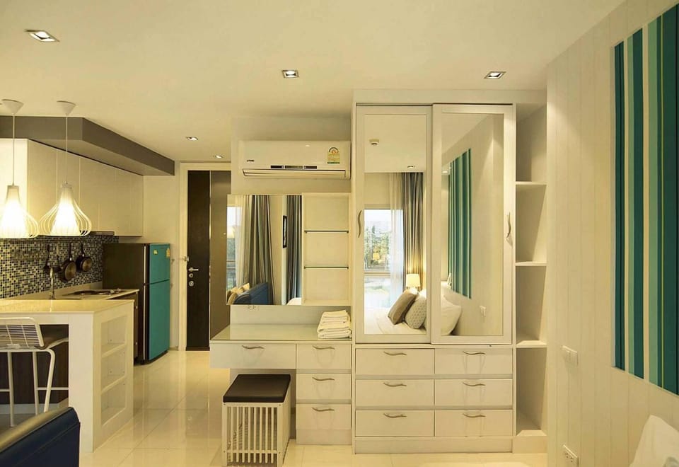 The Gallery Jomtien Beach Pattaya Boutique condo Apartment in Pattaya City