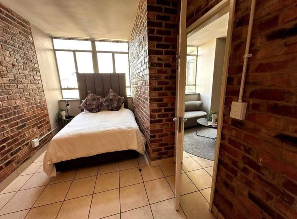 Kwamathebula Apartment in Gauteng