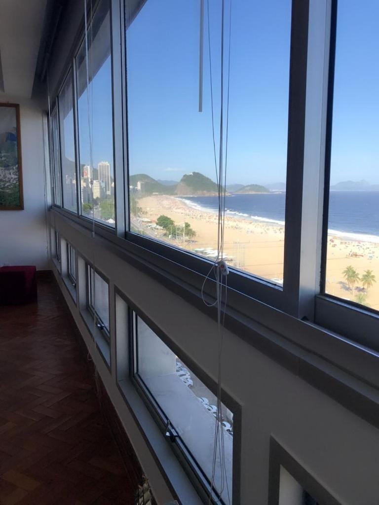 Copacabana Ocean View Apartment in Rio de Janeiro