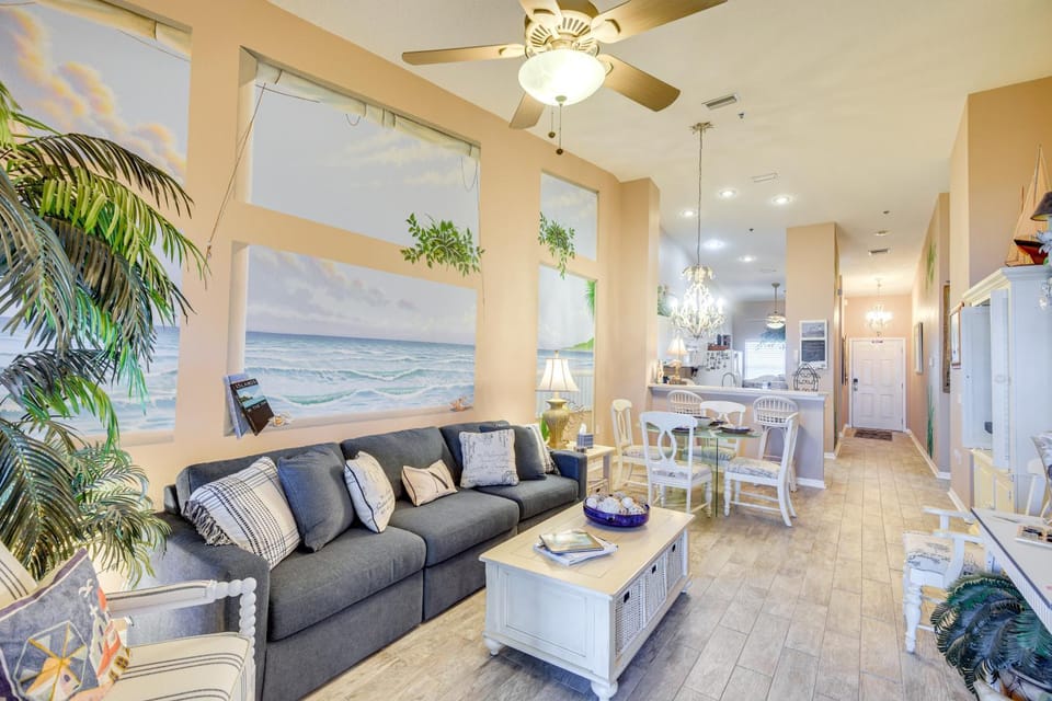 Community Pool: Coastal Escape in Flagler Beach House in Flagler Beach