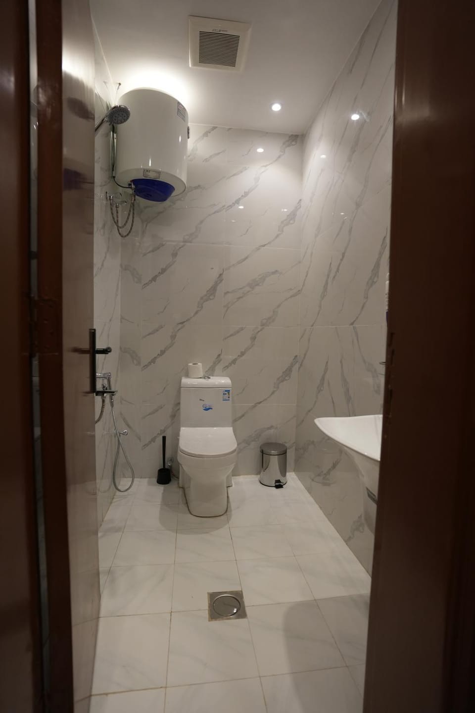 Shower, Toilet, Bathroom