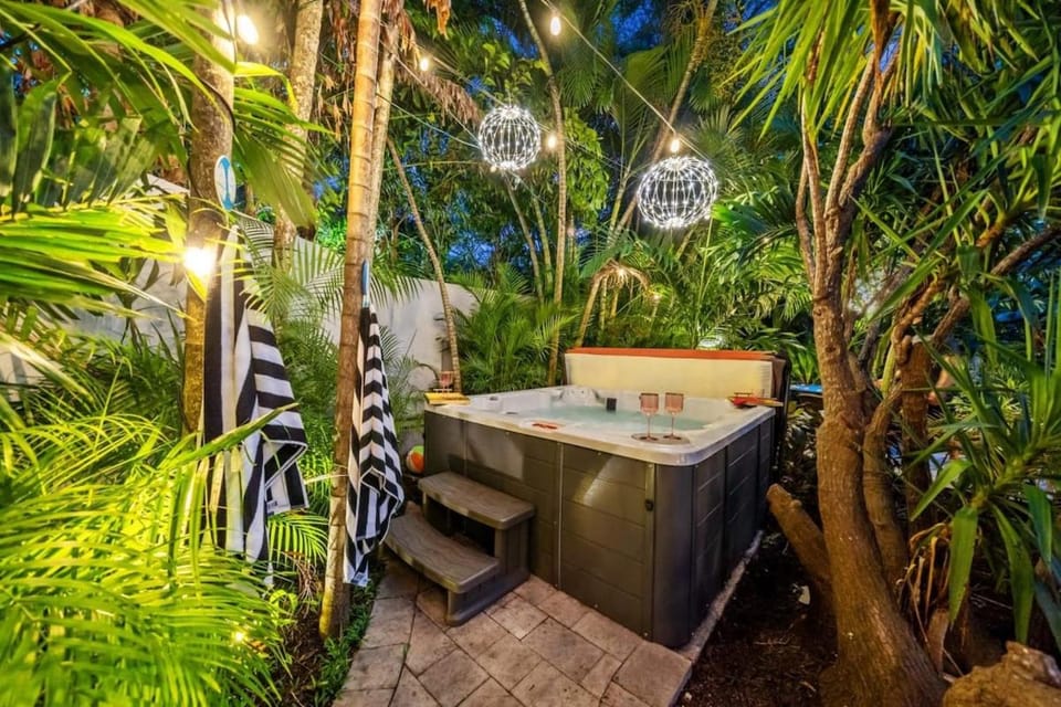 Bathroom, Bath