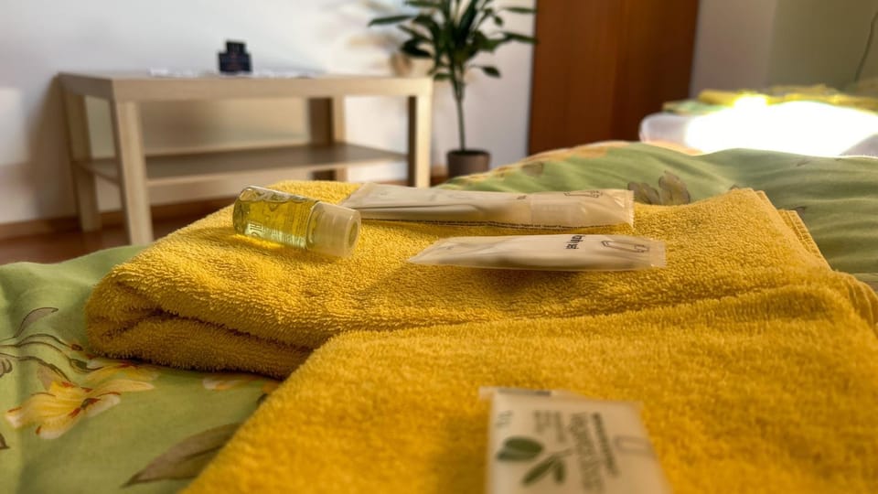 Photo of the whole room, Bedroom, towels