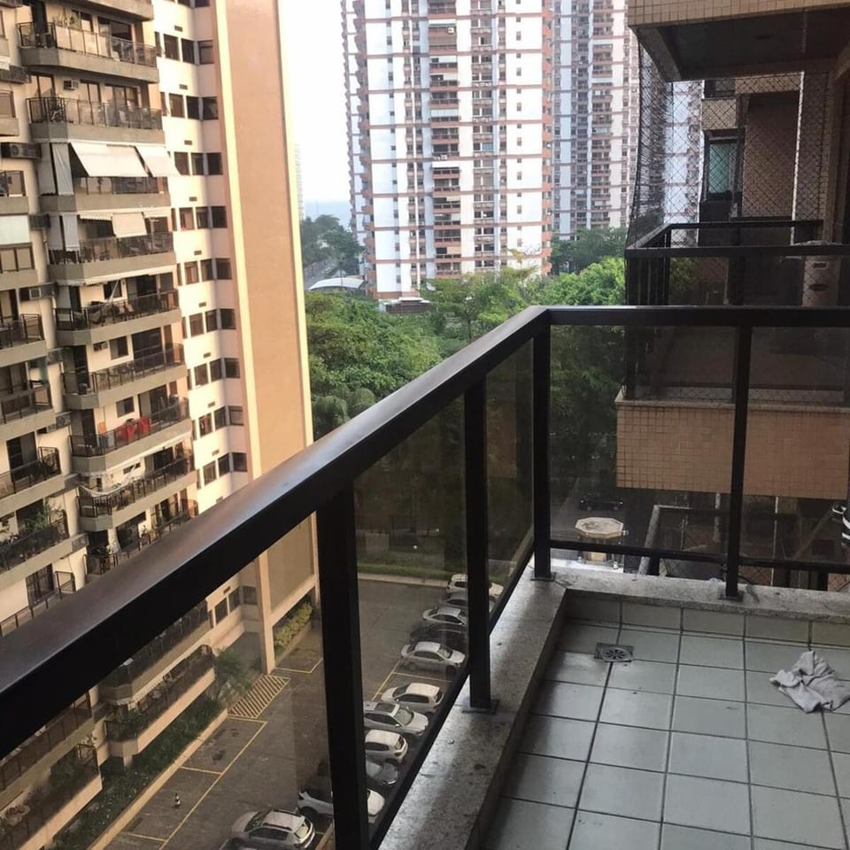 Praia da Barra - 200 metros do Mar Apartment in Rio de Janeiro