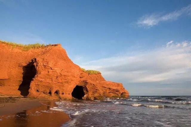 Nearby landmark, Natural landscape
