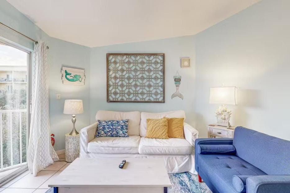 Gulfview II Unit 325 Gulf View Sleeps 6 House in Miramar Beach