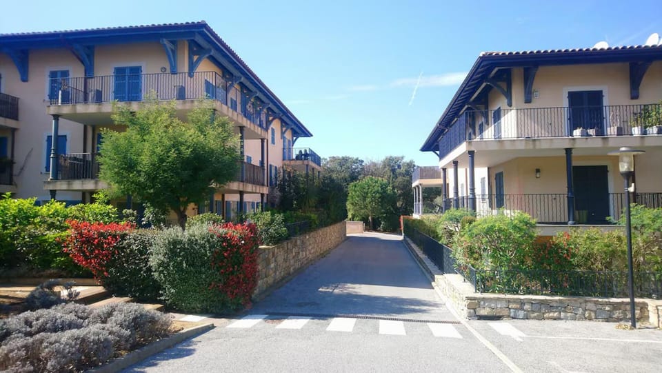 Neighbourhood