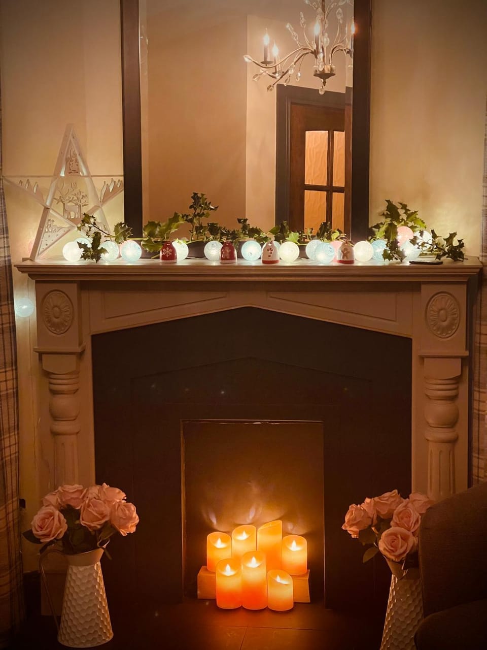 Living room, Decorative detail, fireplace
