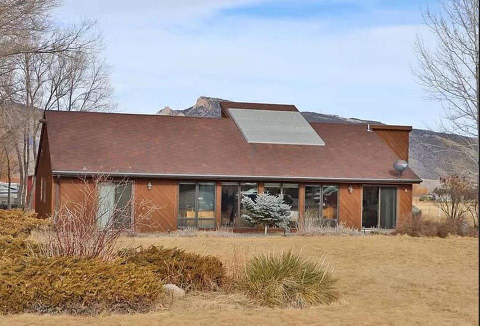 Family Home with Mountain Views! House in Wyoming