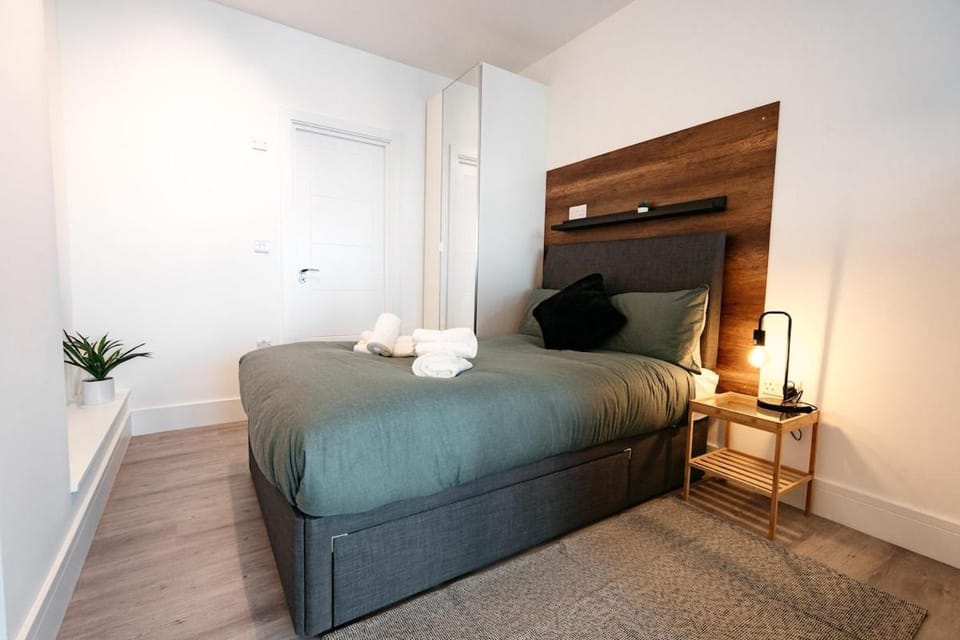 Bed, Bedroom, wardrobe