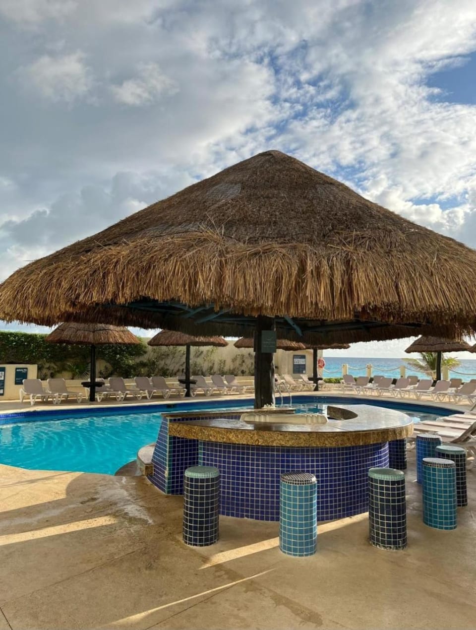 Luxury Ocean Front with Activities & Entertainment Apartment hotel in Cancun