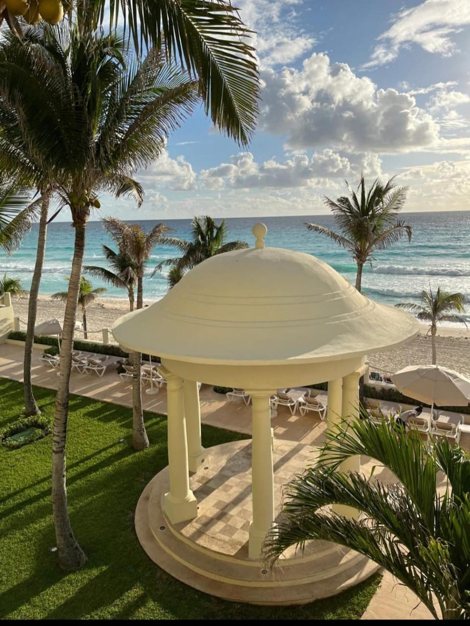 Luxury Ocean Front with Activities & Entertainment Apartment hotel in Cancun