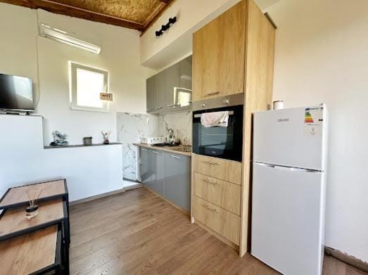 Luxurious attic apartment with a breathtaking view Apartment in Podgorica Municipality, Montenegro