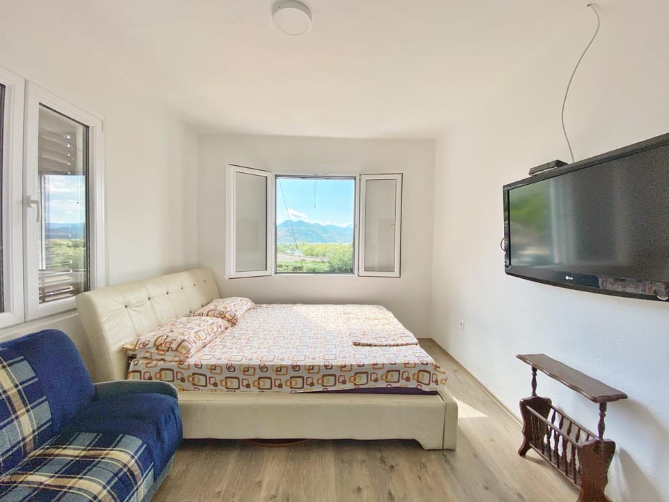 Luxurious attic apartment with a breathtaking view Apartment in Podgorica Municipality, Montenegro