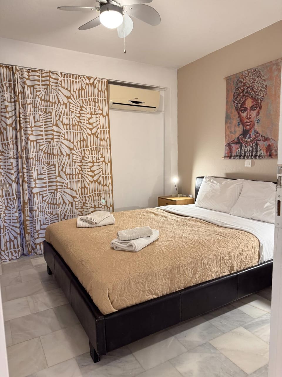 Cozy Seaside Stay Renovated & Peaceful Apartment in East Attica Regional Unit, Greece