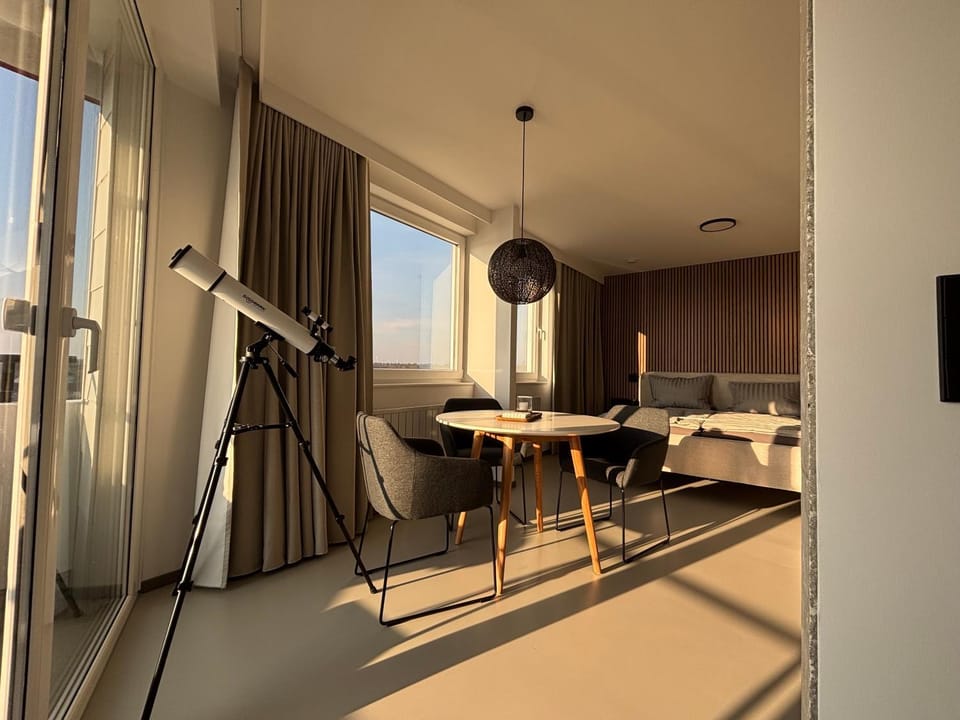 Balcony/Terrace, Living room, Seating area, Dining area