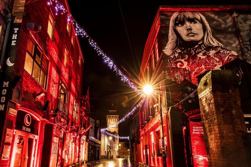 Neighbourhood, Street view