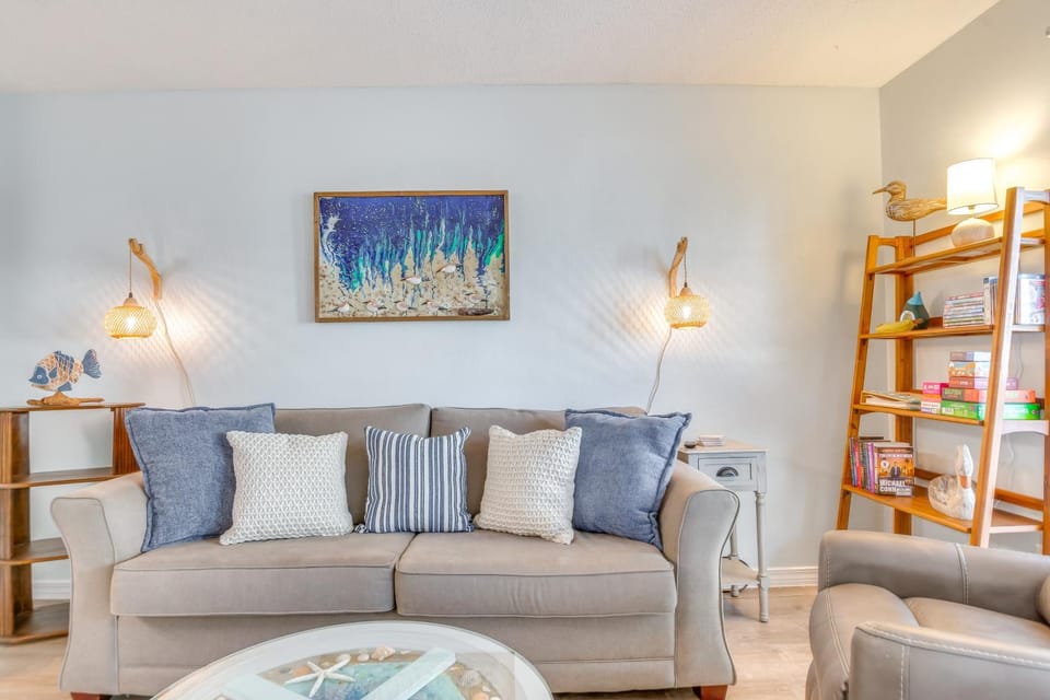 Walk to Beach: Resort Retreat w/ Balcony in Destin House in Destin