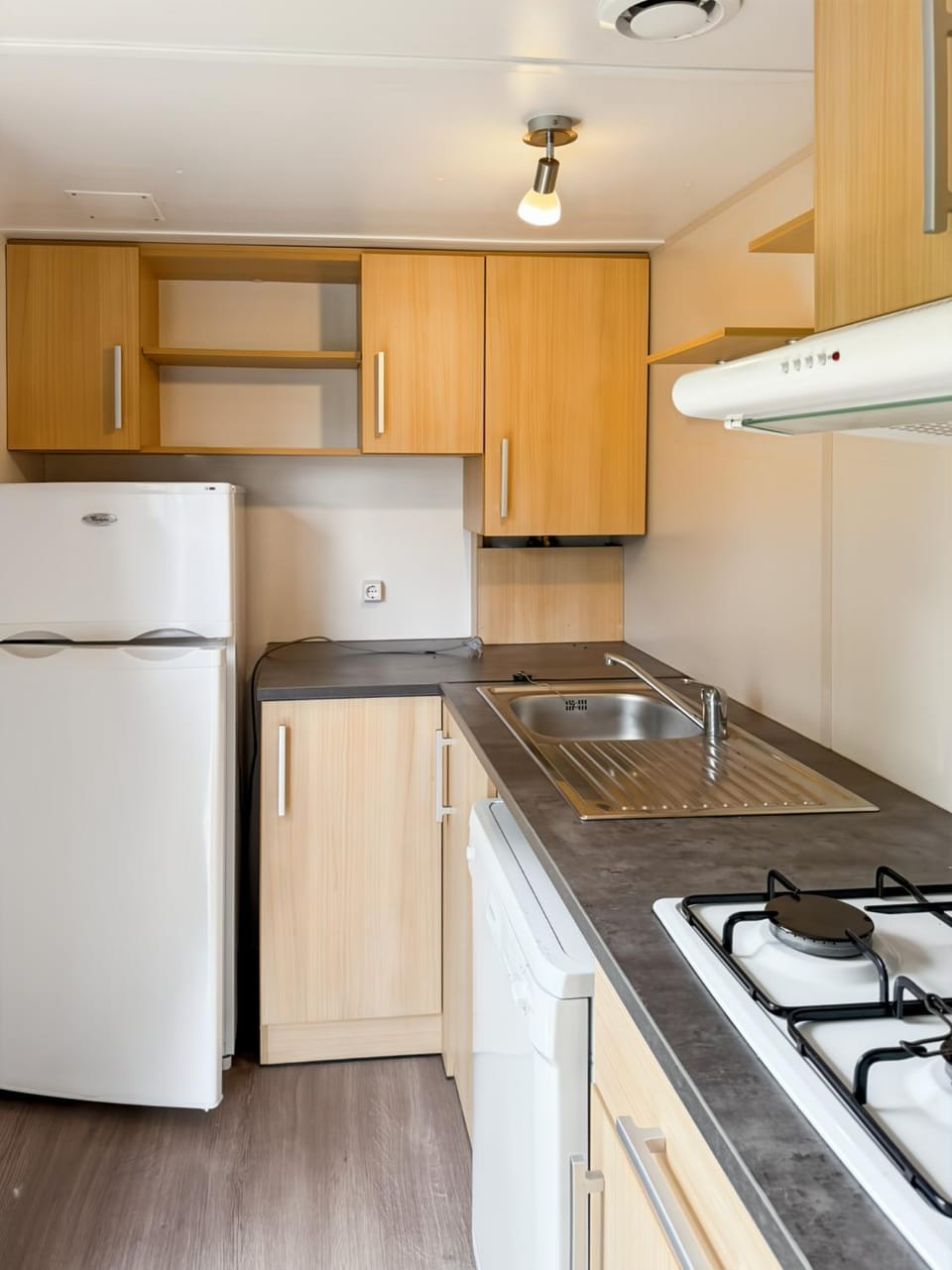 Mobil-home Le Sorbier, 6pers Campground/ 
RV Resort in Nouvelle-Aquitaine