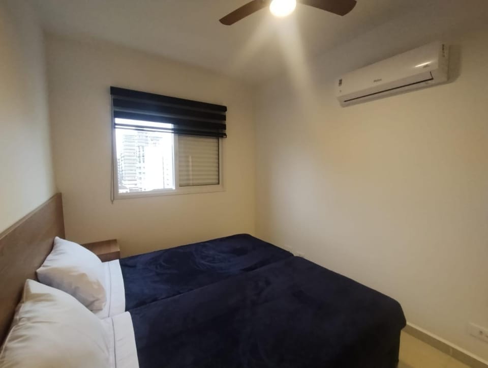 Bed, Bedroom, air conditioner