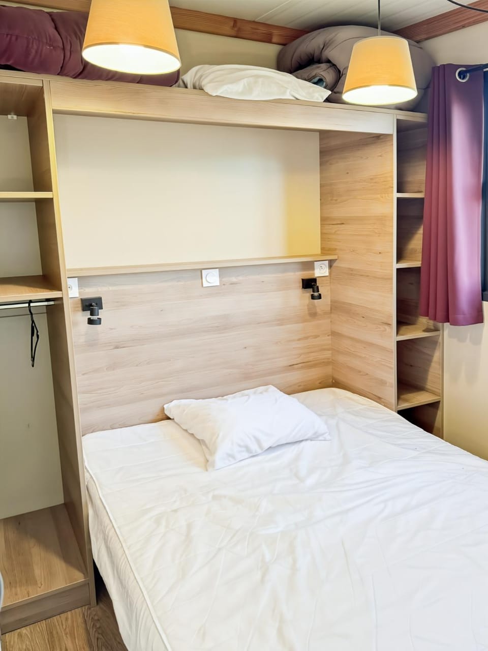 Le Nouméa, 4 pers, 3 lits Campground/ 
RV Resort in Nouvelle-Aquitaine