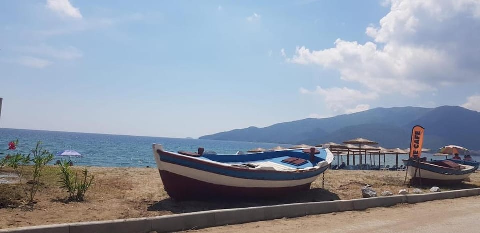 Smaragda Suite Vrasna Beach Apartment in Decentralized Administration of Macedonia and Thrace