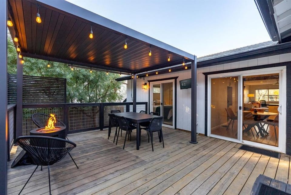 Templeton Creekside Cottage House in Templeton