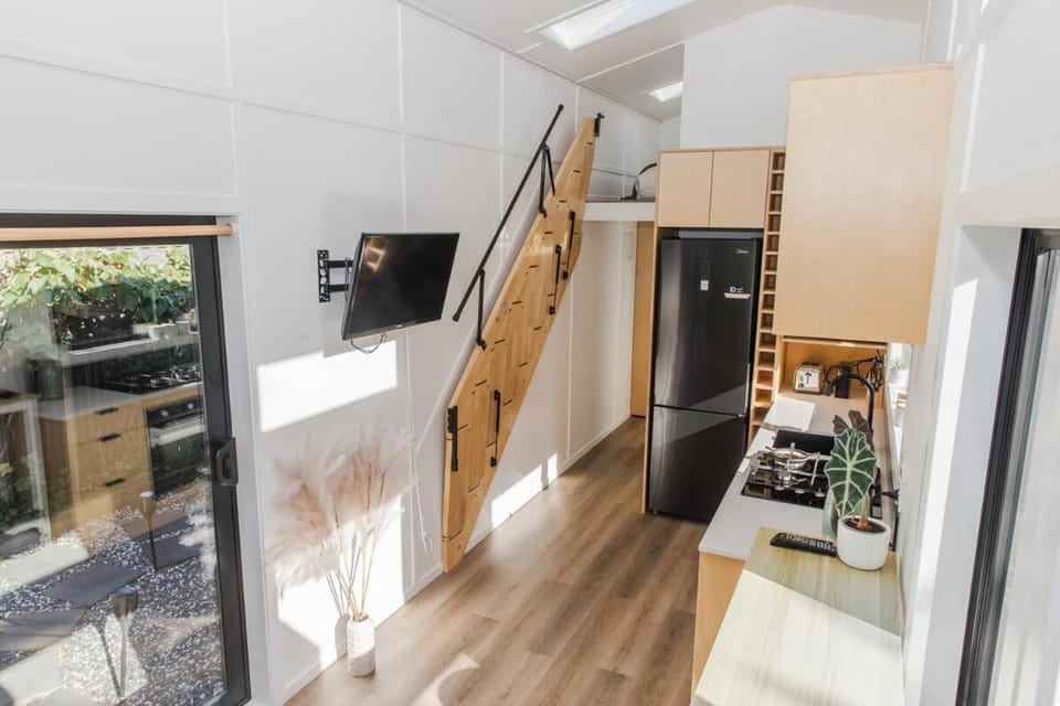 TV and multimedia, Kitchen or kitchenette