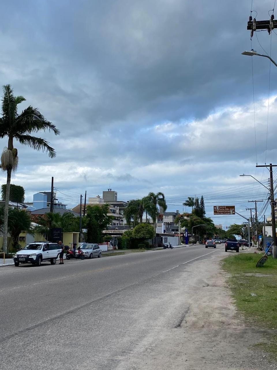 Neighbourhood, Street view, Location