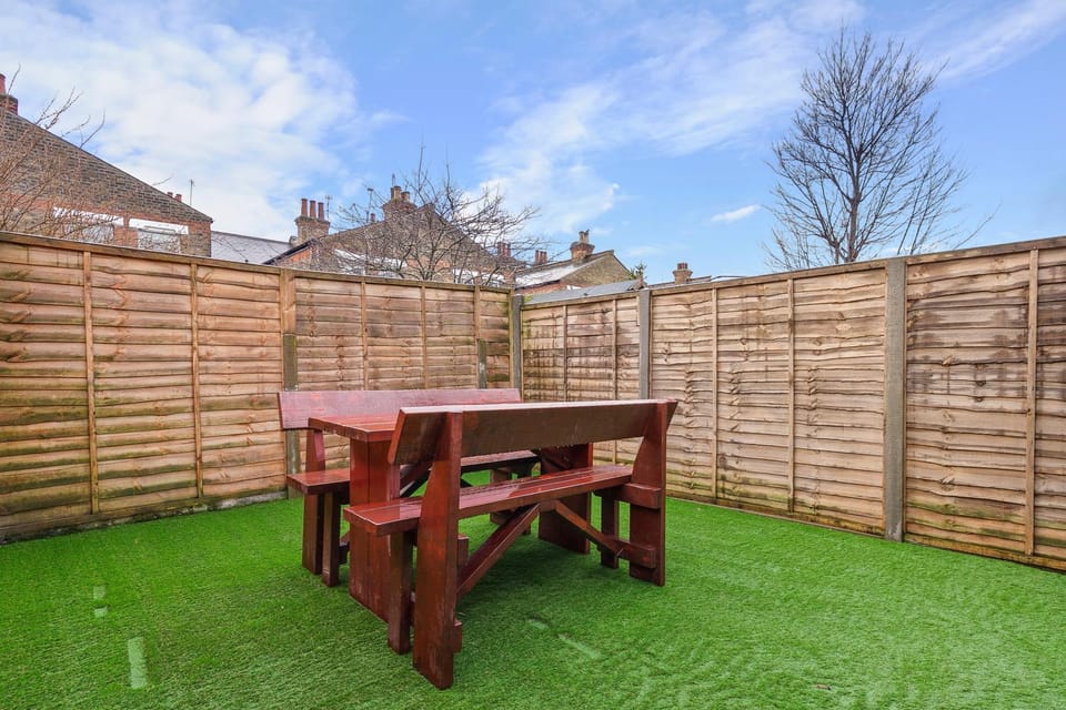 Garden, Garden view