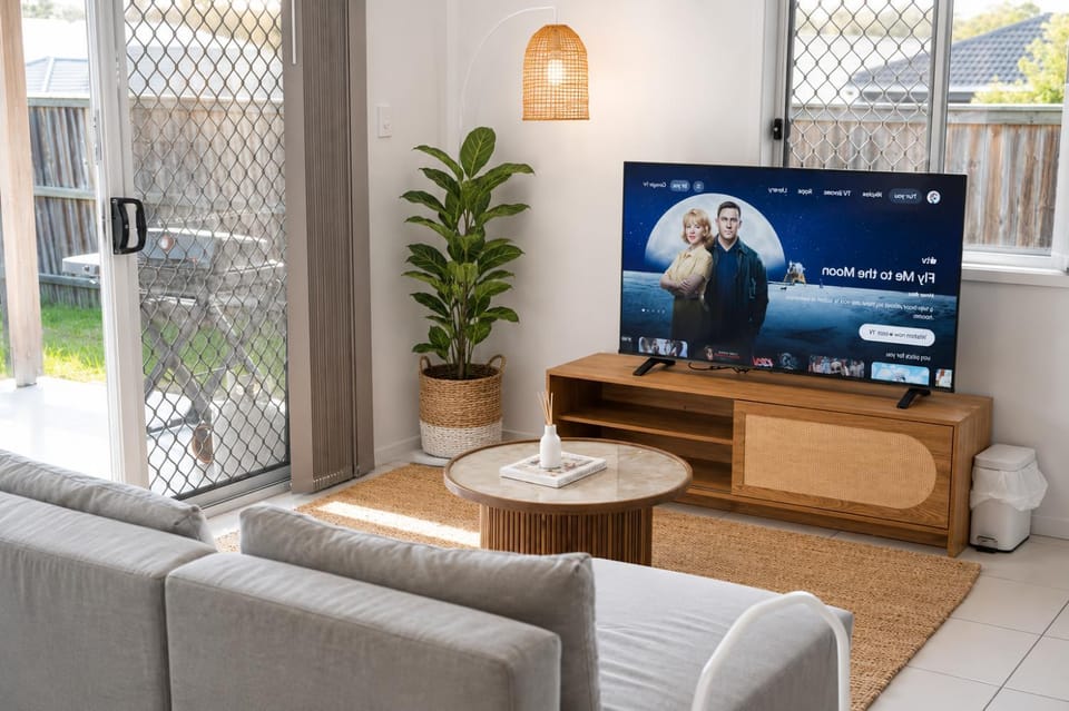 Spacious 4BR Family Home in Yarrabilba perfect for everyone House in Queensland