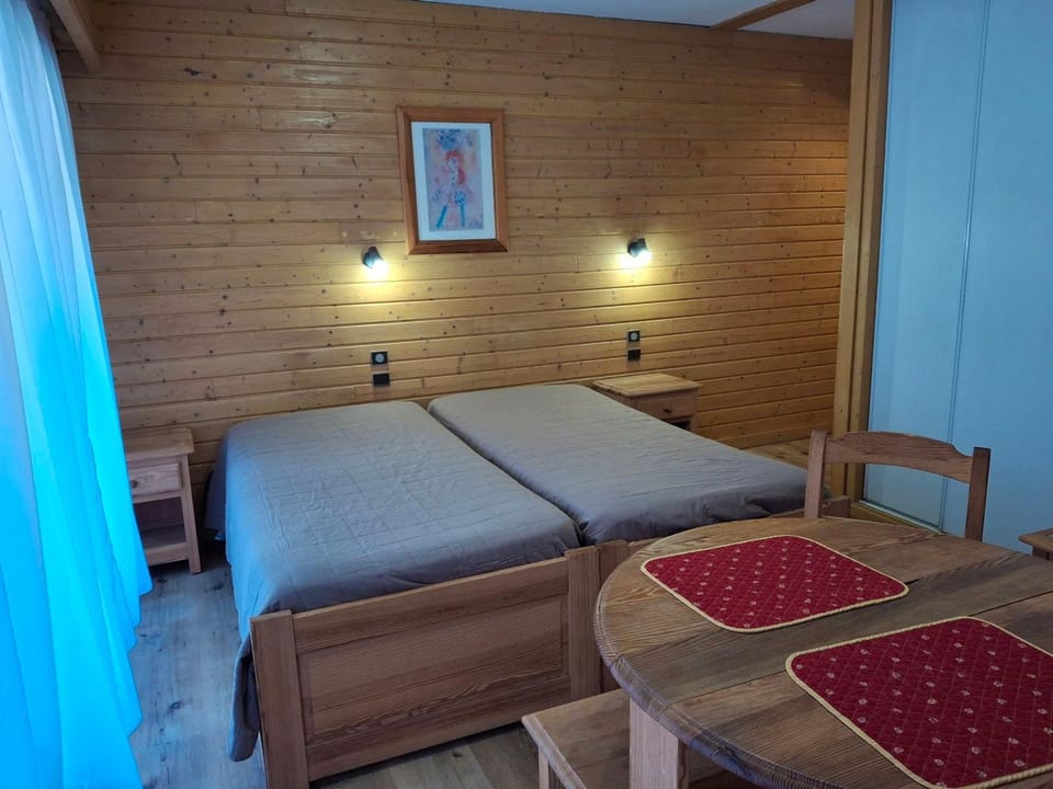 Studio central 3 pers avec WiFi et parking à Brides-les-Bains - FR-1-512-281 Apartment in Les Allues