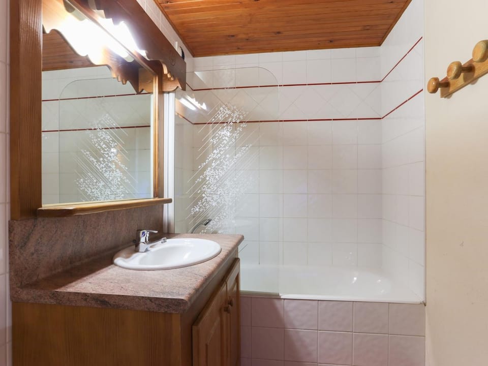 Studio familial animaux admis - 4 pers, au cœur des Deux Alpes - FR-1-811-2 Apartment in Les Deux Alpes