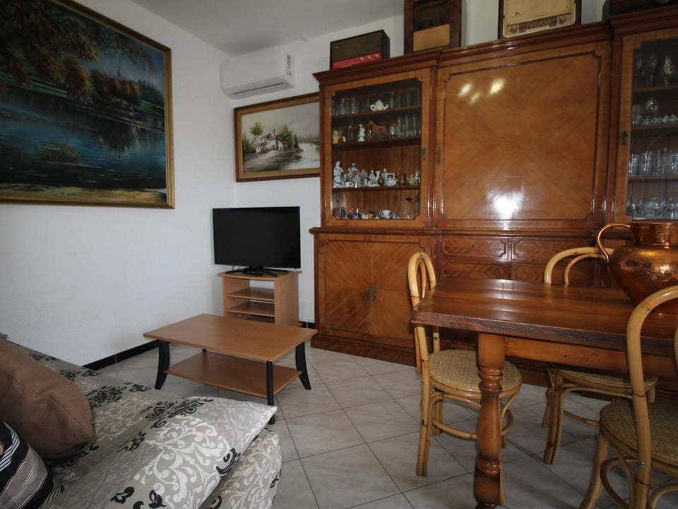 Apartamento junto a playa para 6, admite mascotas. - ES-228-195 Apartment in Alt Empordà