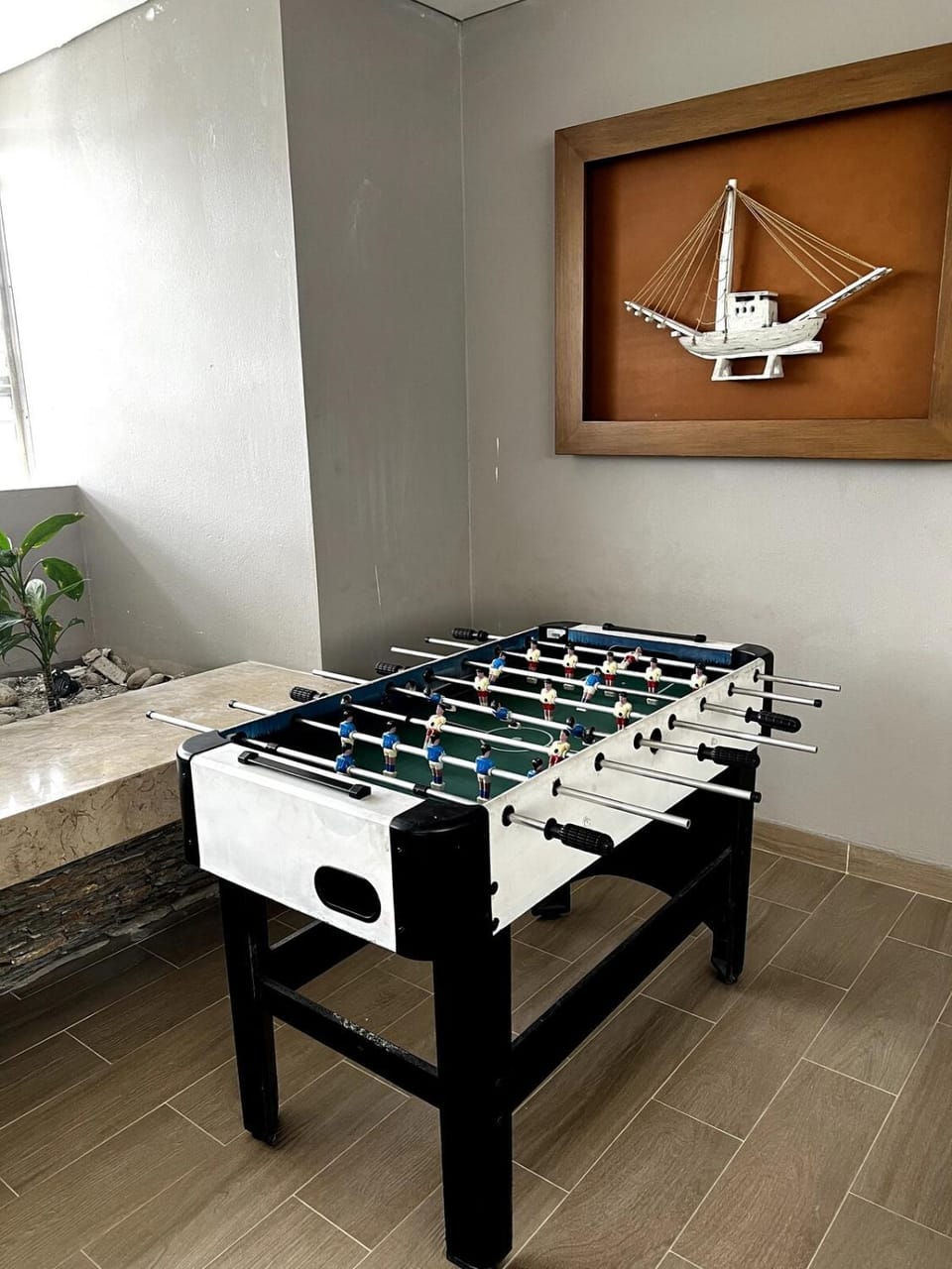 Game Room, Game Room