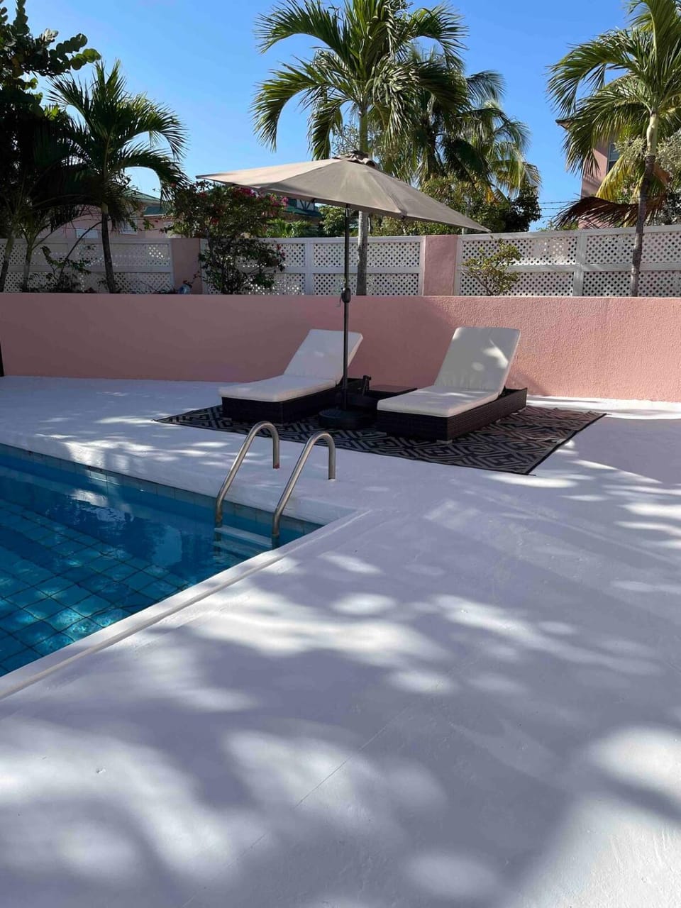 Patio, Pool view, Swimming pool