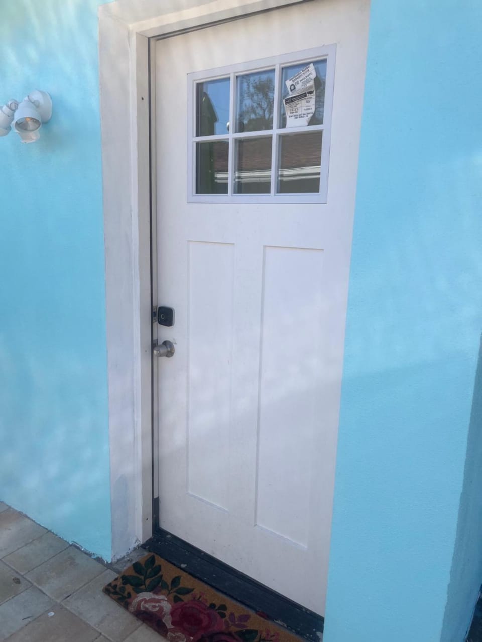 Facade/entrance