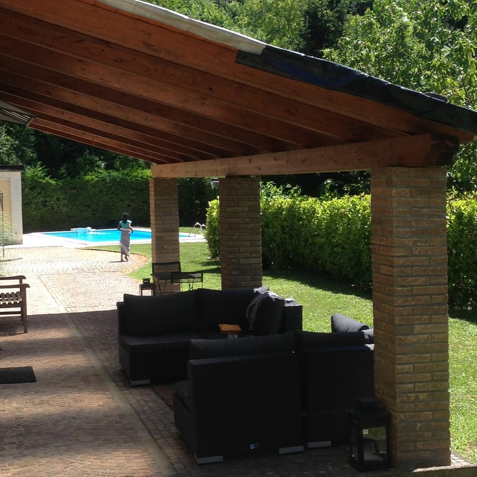 Property building, Patio, Garden, Living room, Garden view, Pool view, Swimming pool, sunbed