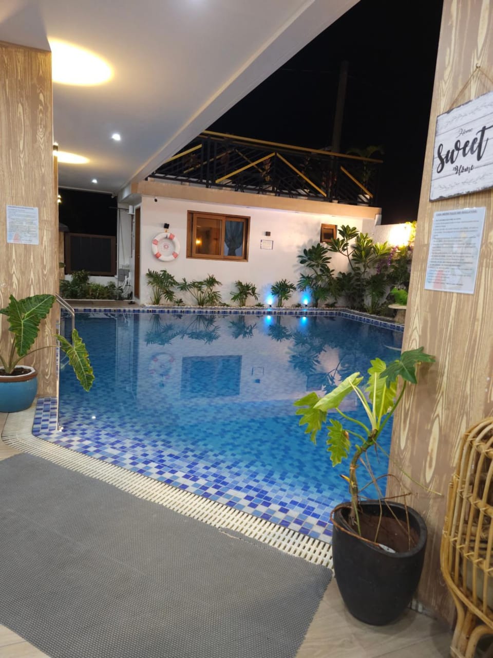 Swimming pool