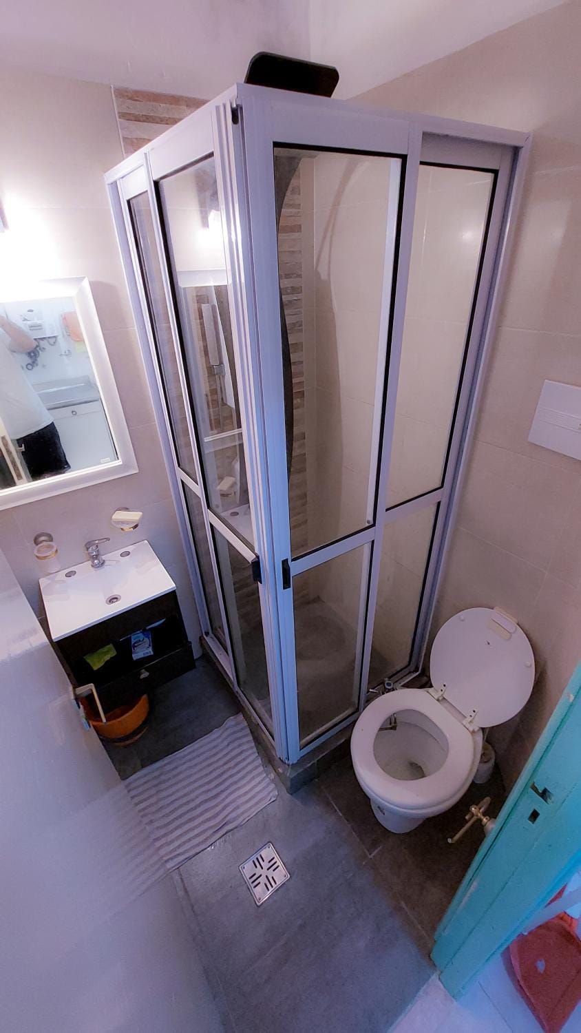 Shower, Toilet, Bathroom