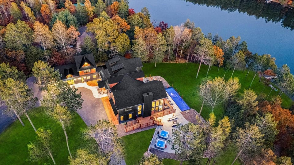 Pine Country Lodge House in Wisconsin