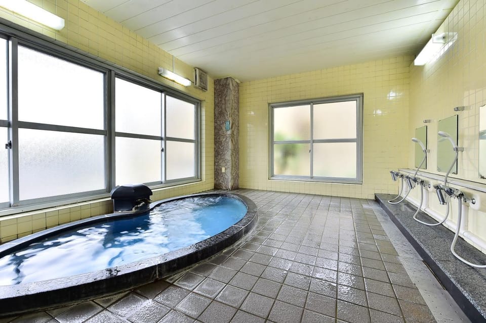 Hot Spring Bath, Public Bath