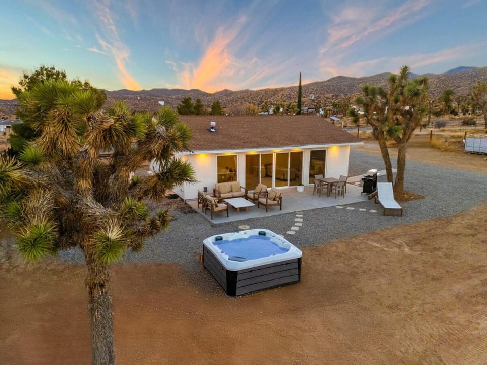 Wind View House in Southern California