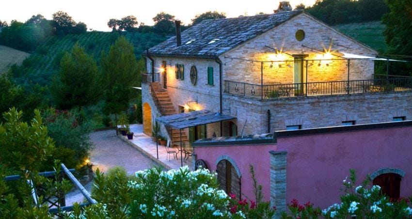Tenuta Meraviglia - Esclusiva con grande giardino, piscina e vista ideale per gruppi e matrimoni Villa in Marche