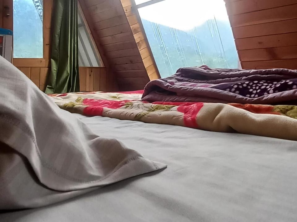 Skytouch cottage stargazing Vacation rental in Himachal Pradesh
